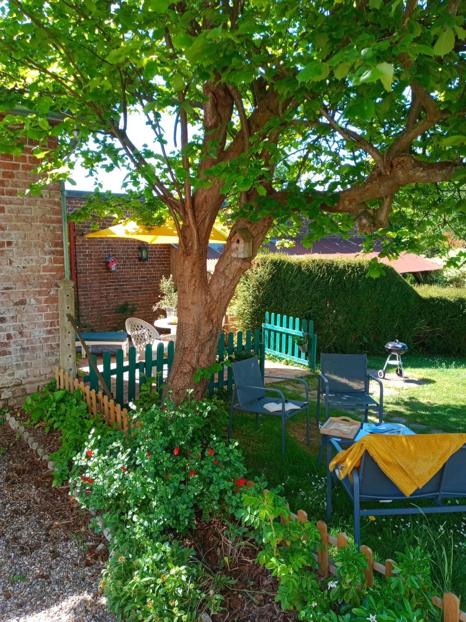Le Paris Londres Bed & Breakfast Mesnieres-en-Bray Rom bilde